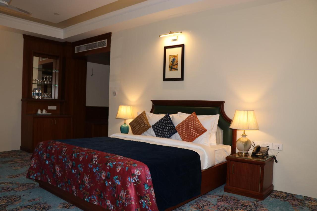 Royale De' Casa Resort Kaziranga Luaran gambar