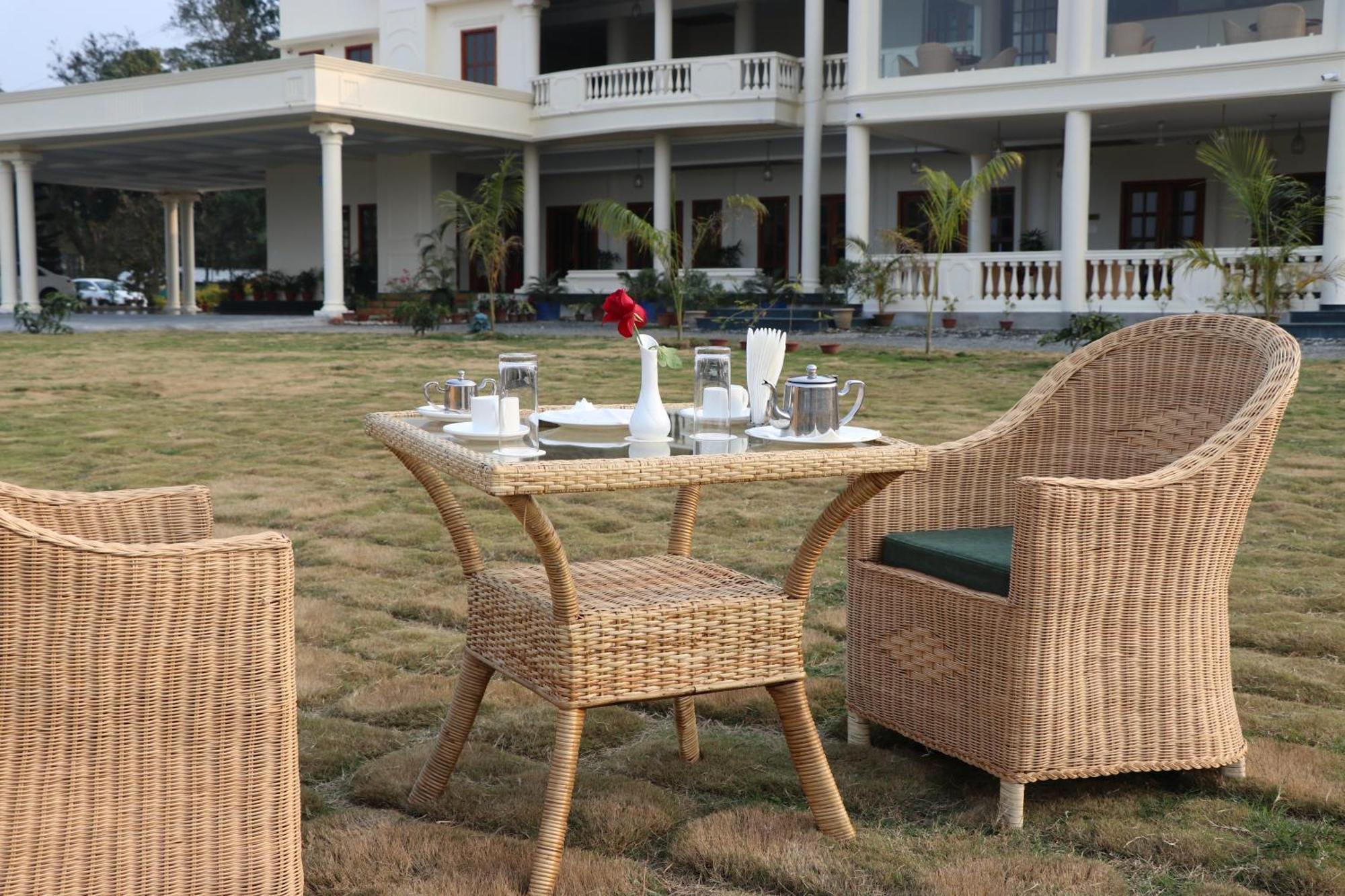 Royale De' Casa Resort Kaziranga Luaran gambar