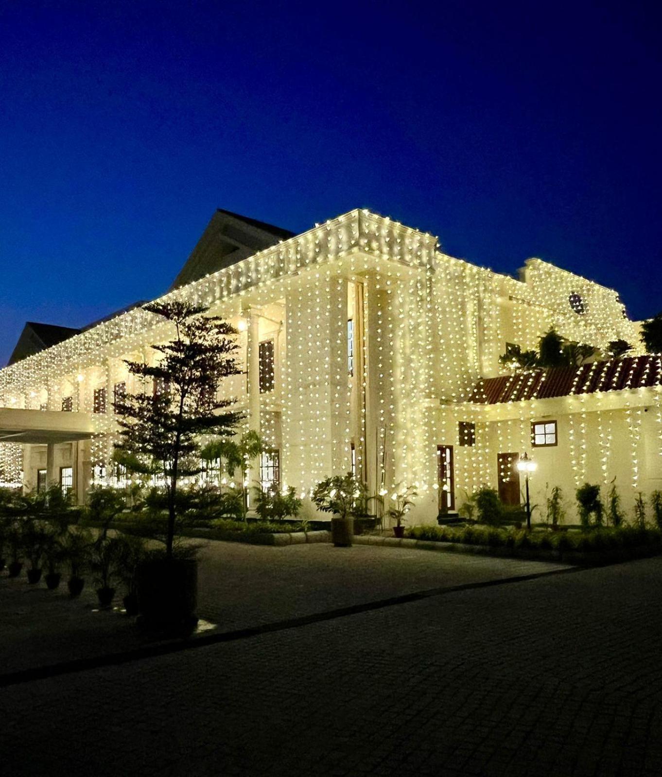 Royale De' Casa Resort Kaziranga Luaran gambar