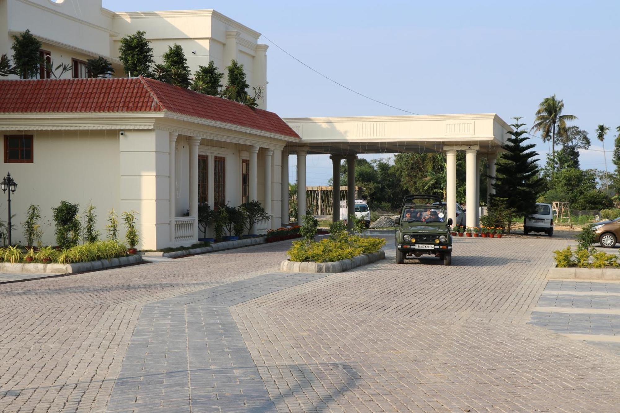 Royale De' Casa Resort Kaziranga Luaran gambar