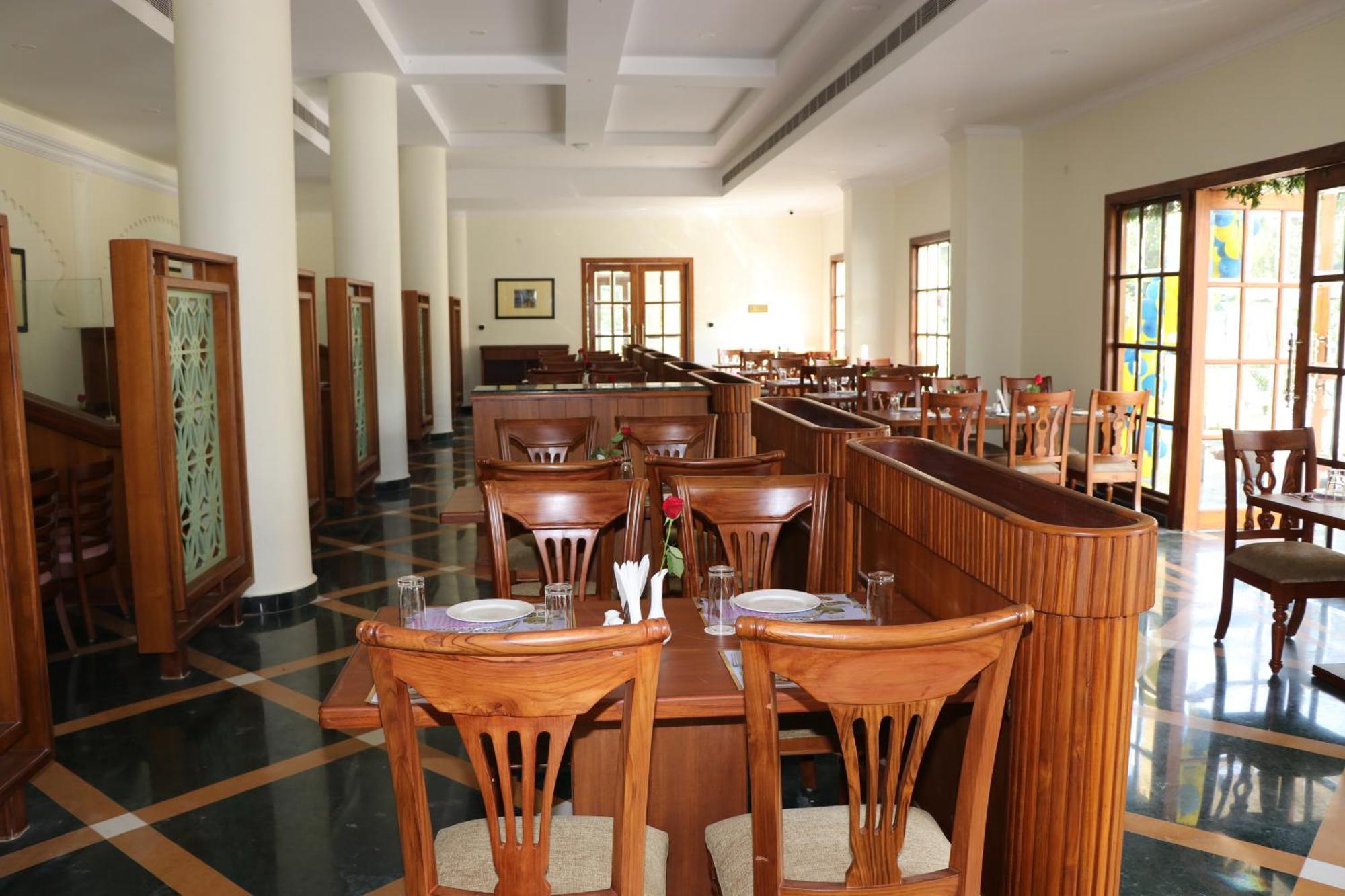 Royale De' Casa Resort Kaziranga Luaran gambar